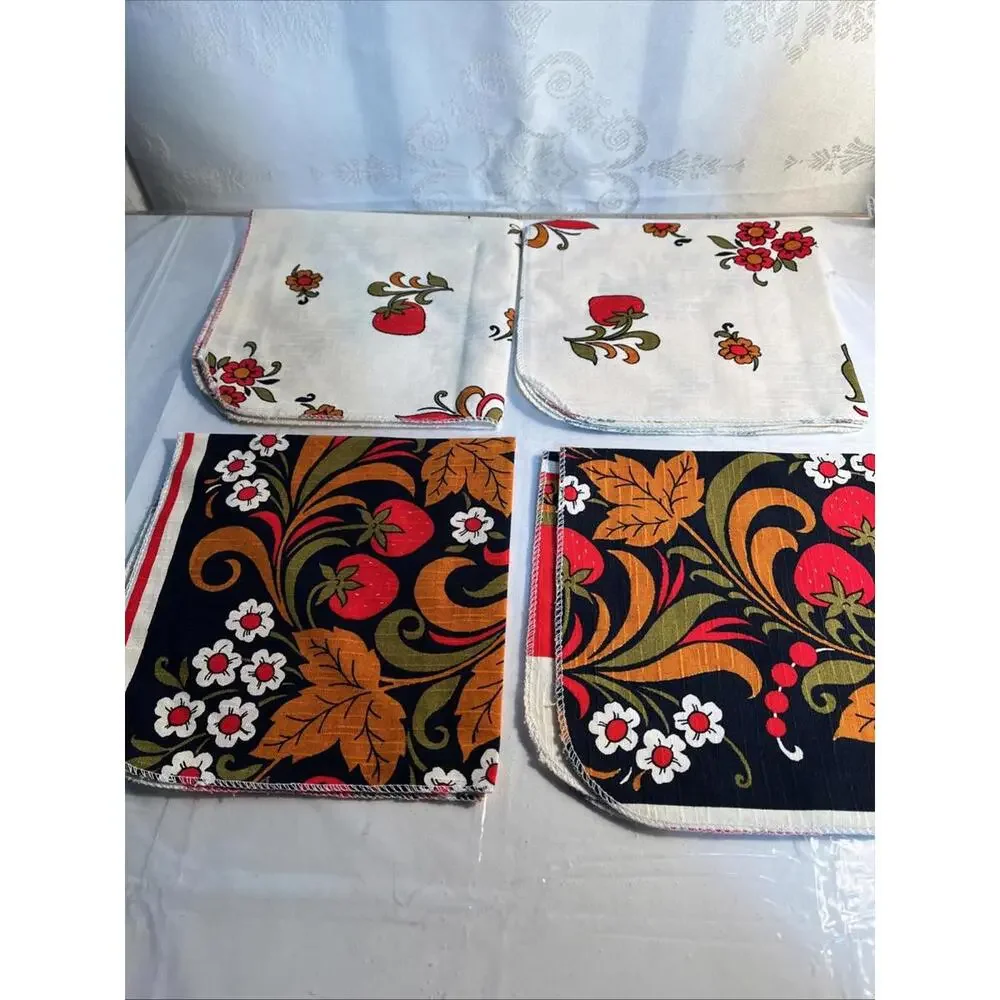 4Pc Napkins Fruit Pattern Strawberries And Flowers
